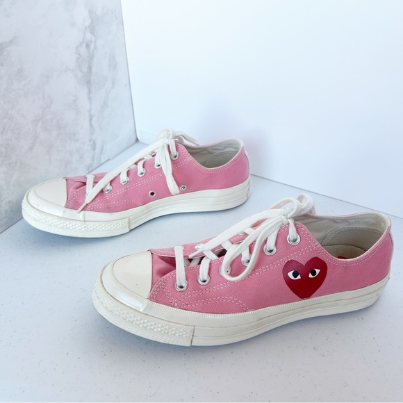 Comme des Garcons Play Converse Low-Top Sneakers 9 - Picture 3 of 7